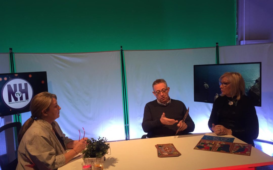Entrevista en Tv Nueva Humanidad por Lourdes Prat, tarot terapeutico