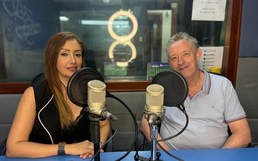 Entrevistas en radio Genesis escúchalo y mírala en el enlace de la foto